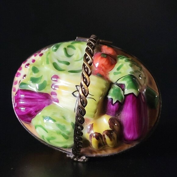 Vtg Limoges France Peint Main Trinket Box Vegetable Basket, Gardener Gift - Picture 3 of 8